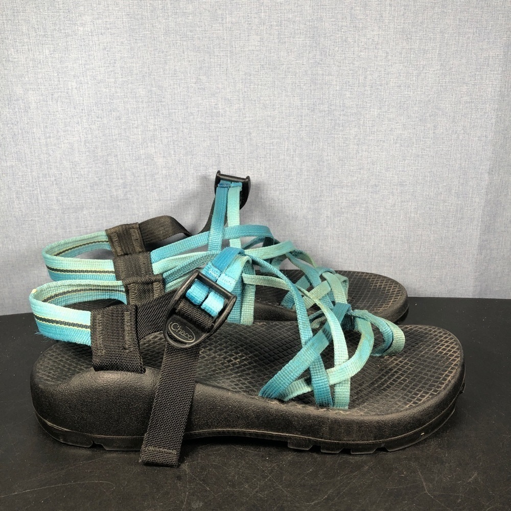 Chaco's Women's Strappy Outdoor Hiking Sandals size 8